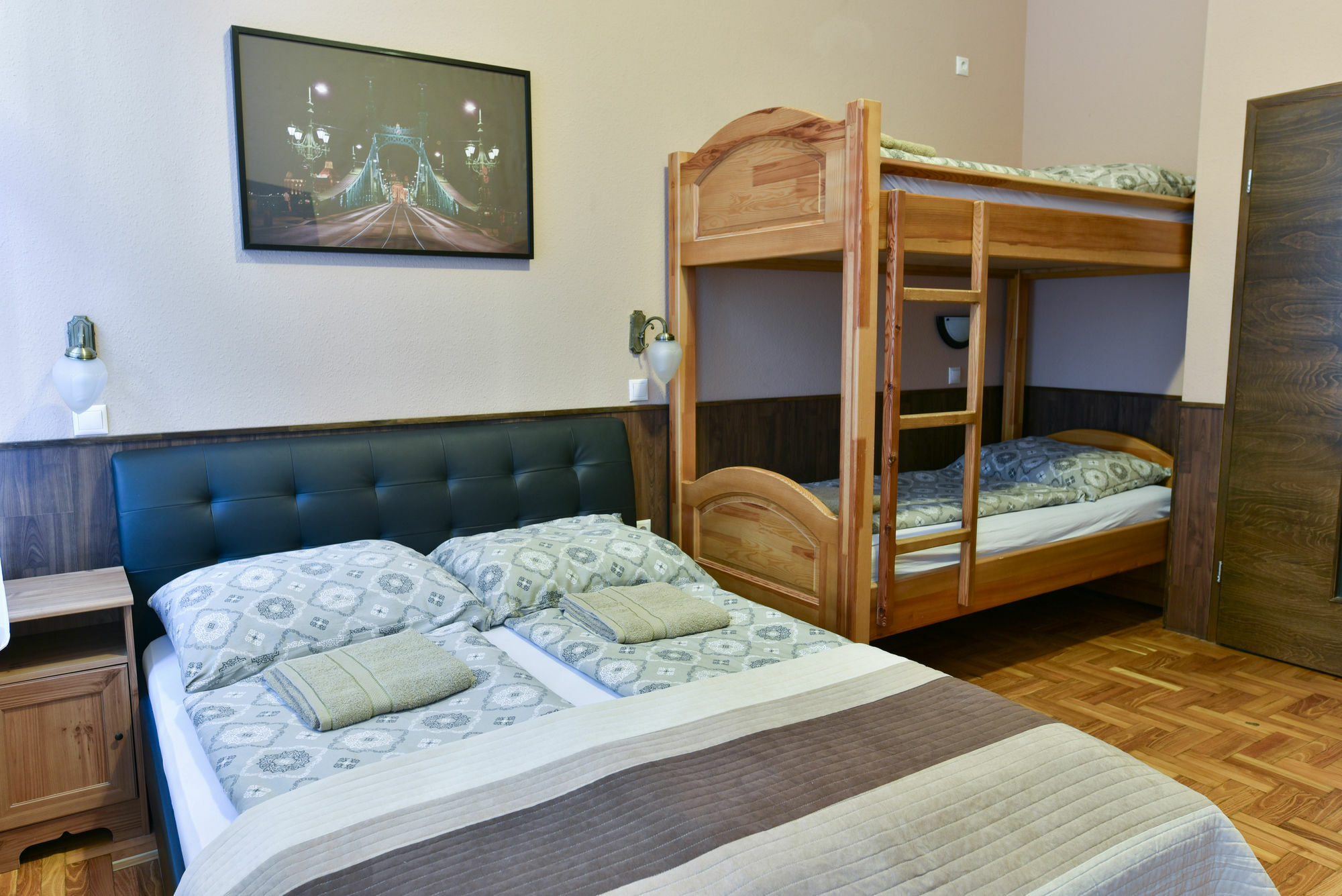 Corvin Point Rooms And Apartments Budapest Eksteriør bilde